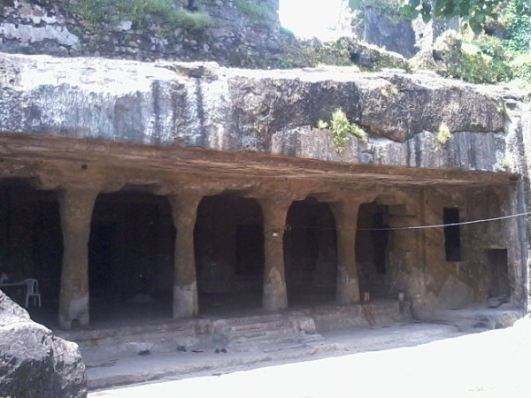 மந்தபேஸ்வர் குகைகள் மந்தபேஸ்வர் குகைகள்
