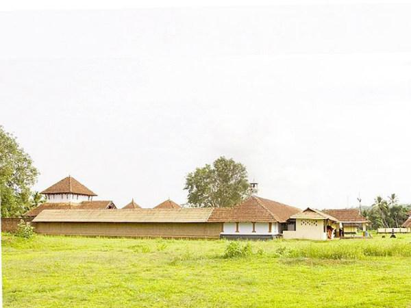  சித்ரகுப்தர் ஆசி பெற