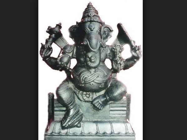  நிறம் மாறும் விநாயகர்