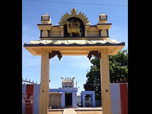  மூலவர் 