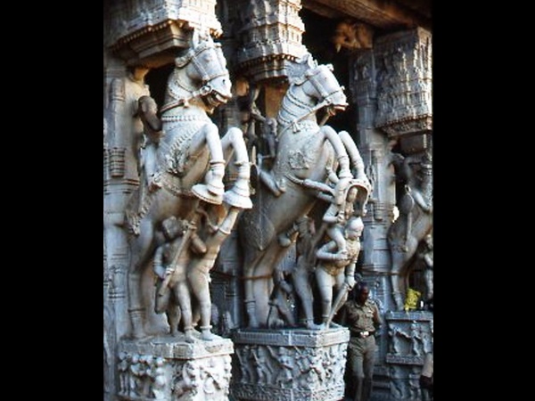  முதலாம் குலோத்துங்கன்