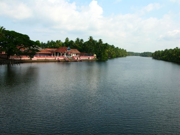 கேரளாவில் பிரசித்திப் பெற்ற ராமர் கோவில் எங்கே உள்ளது என தெரியுமா? வாங்க தெரிஞ்சுக்கலாம்!!