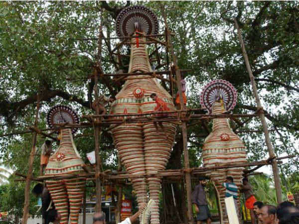 நீலாம்பேரூர் பள்ளி பகவதி அம்மன் கோயில்