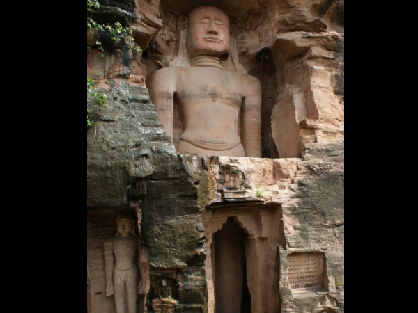  ஆதிநாதா சிலை