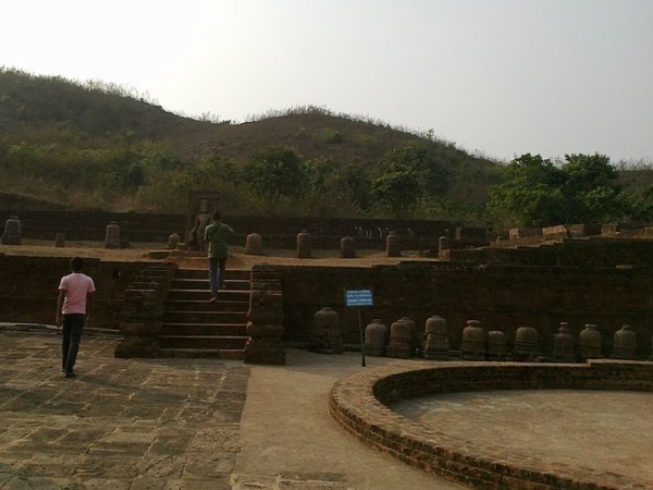  புத்த மத வளாகம்