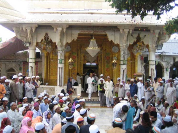 ஷெரீப் அஜ்மீர் தர்கா ஷெரீப் அஜ்மீர் தர்கா