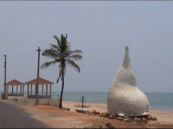  சங்குத்துறை கடற்கரை