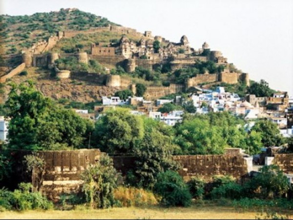 காலத்தில் உறைந்துபோன பழமையின் மேன்மை - பூந்தி நகரத்துக்கு போலாமா?