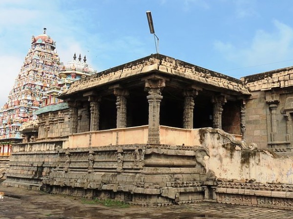 மண்டபம் மண்டபம்