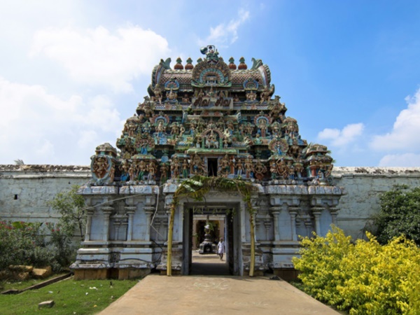  கீழப்பழுவூர் ஆலந்துறையார் கோவில்