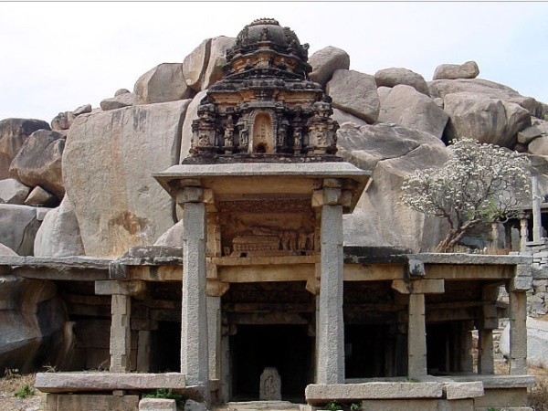 பாதாளக் கோயில் பாதாளக் கோயில்