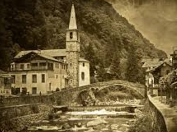 வெளிநாட்டில் என்ன நடக்குது?