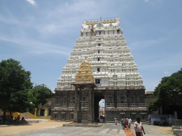 சங்ககிரி சென்னகேசவப் பெருமாள் கோயில் சங்ககிரி சென்னகேசவப் பெருமாள் கோயில்