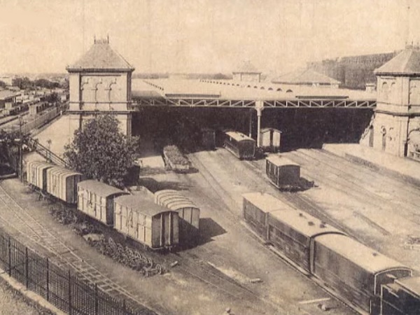 ஆக்ரா ரயில் நிலையம்