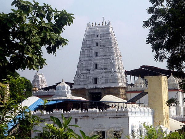 சுற்றுலா அம்சங்கள் சுற்றுலா அம்சங்கள்