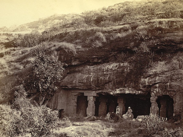 அருகிலுள்ள சுற்றுலாத் தளங்கள்