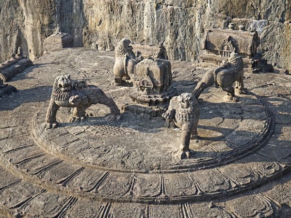  பிராமணிய குகைக் கோயில்கள்