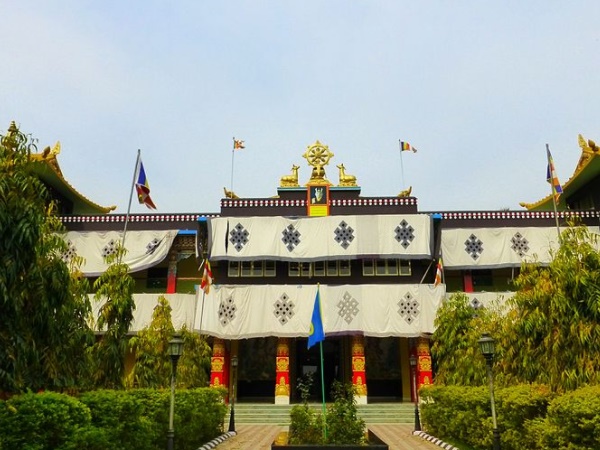  சீன கோயில் மடம்