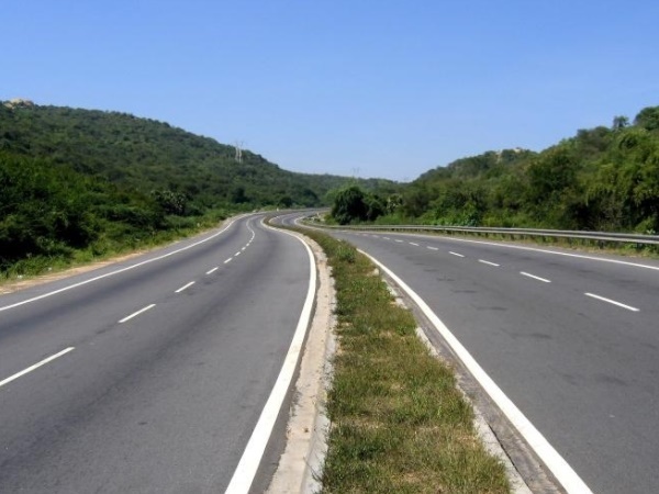 தொலைதூரப்பயணத்துக்கு தயாராகும்போது