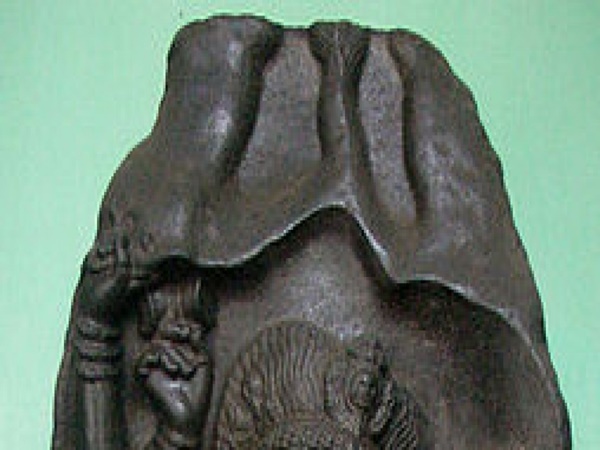 தஞ்சைப் புதையல்கள் தஞ்சைப் புதையல்கள்