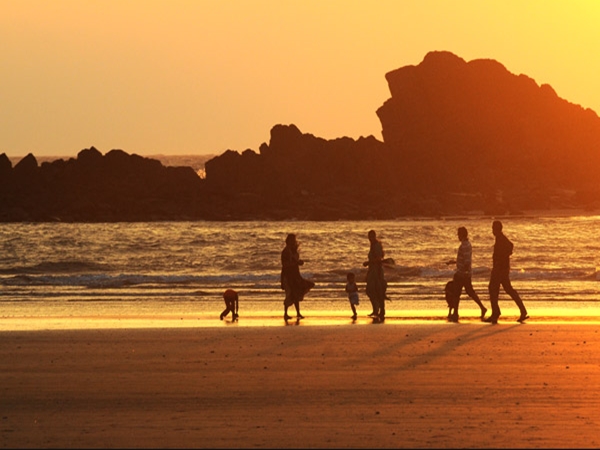  குழுவாக பயணியுங்கள்