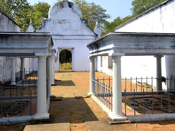 உதயகிரி கோட்டை உதயகிரி கோட்டை