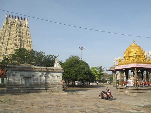 வட்டக்கோபுரம் வட்டக்கோபுரம்