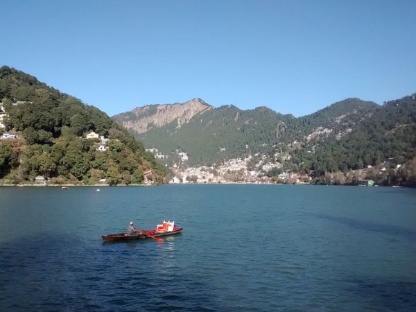 நைனித்தால் 