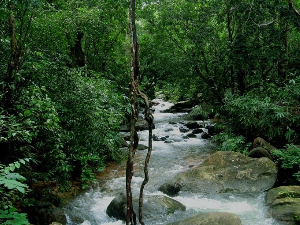 அருகிலுள்ள சுற்றுலாத் தளங்கள் அருகிலுள்ள சுற்றுலாத் தளங்கள்