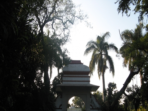 சஹேலியான் கி பாரி 