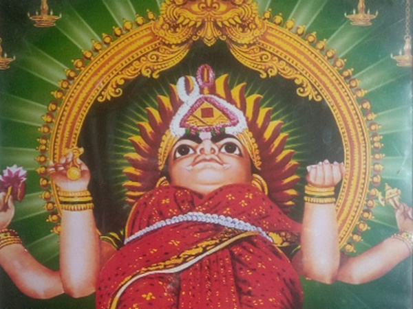 அதிசய அம்மன்கள்