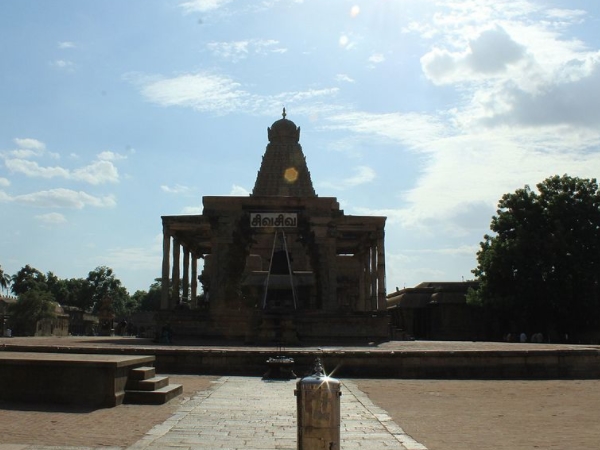 தஞ்சை பெரிய கோயில் தஞ்சை பெரிய கோயில்