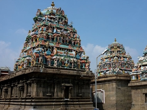 ஶ்ரீதீர்த்தபாலீஸ்வரர் கோவில் (சந்திரன் ஸ்த்லம்): ஶ்ரீதீர்த்தபாலீஸ்வரர் கோவில் (சந்திரன் ஸ்த்லம்):