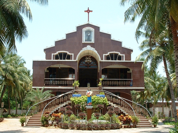 பாலவாக்கம் தேவாலயம்