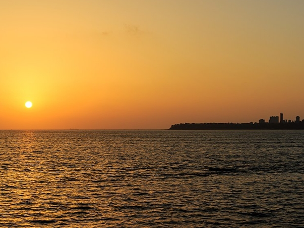 மரீன் டிரைவ்