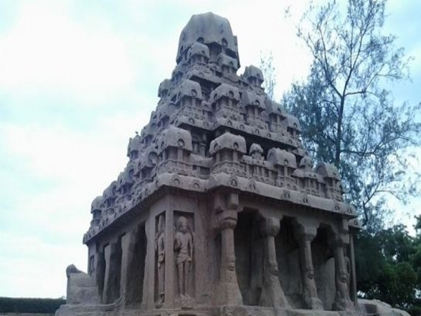 பஞ்ச பாண்டவ ரதங்கள் பஞ்ச பாண்டவ ரதங்கள்