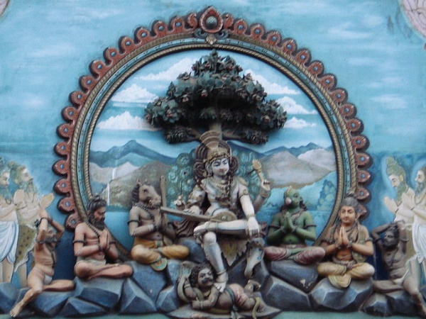 தட்சிணாமூர்த்தி 