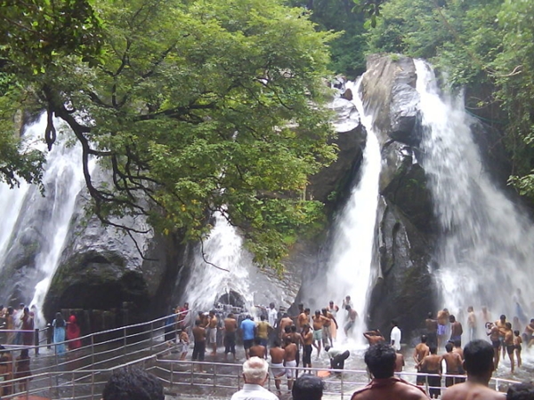 ஐந்தருவி ஐந்தருவி