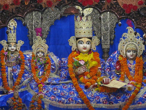 தமிழகத்தில் எங்கெல்லாம் கோயில் இருக்கிறது