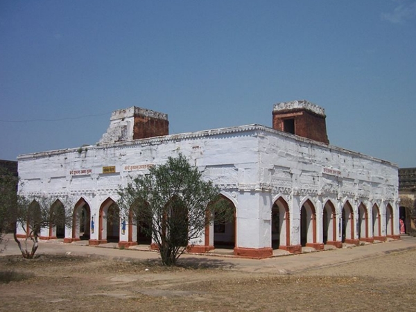 சுனார் கோட்டை சுனார் கோட்டை