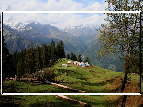 கேம்ப் எனப்படும் முகாமிடுதல்