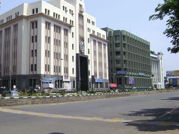 சென்ட்ரல் - பாரிஸ் கார்னர்