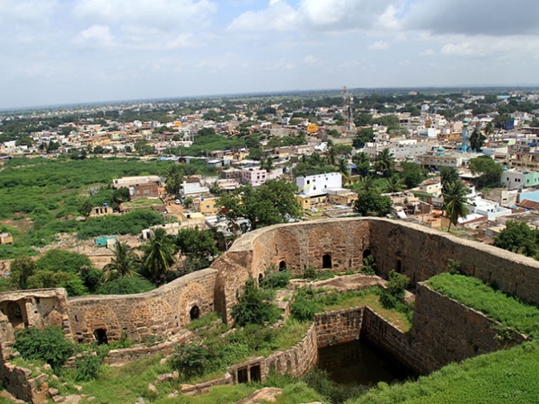 சுற்றுலாத் தலம் சுற்றுலாத் தலம்