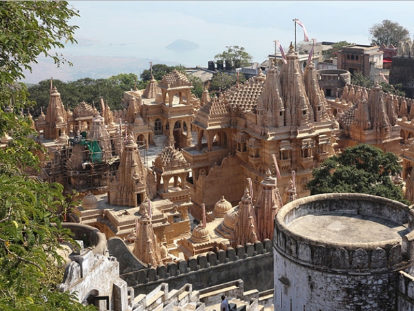 உலக அதிசயக் கோவில்