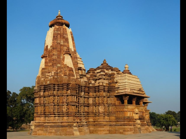 ஜகதாம்பி கோயில்