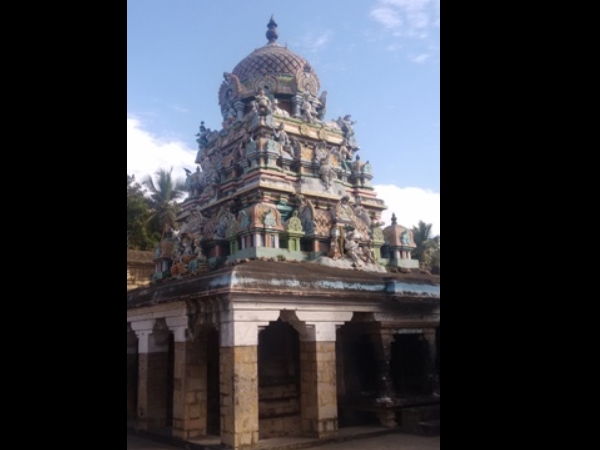 இங்குள்ள கடவுளர்கள்