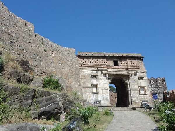 நுழைவுவாயில்கள்