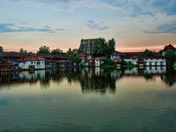 கேரளாவிடமிருந்து தமிழகம்