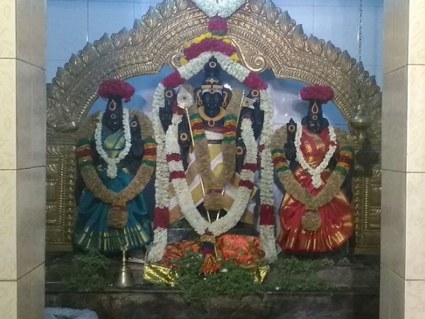 நடைதிறப்பு