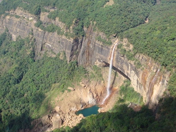 நோகலிகை நீர்வீழ்ச்சி